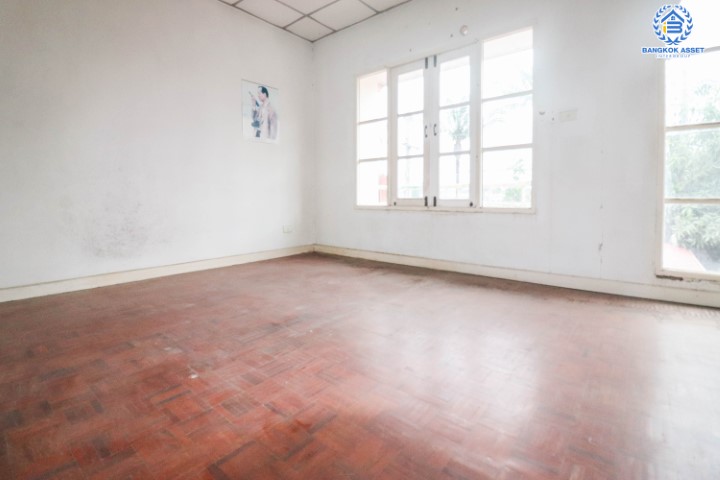 ทาวน์เฮ้าส์มือสองย่านนนทบุรี ม.สิรารมย์ บ้านกล้วย-ไทรน้อย บนเนื้อที่มากถึง 23.2 ตร.ว. ฟังก์ชัน 2 ห้องนอน 2 ห้องน้ำ 1 ที่จอดรถ ที่สุดของทำเลคุณภาพ เพียง 20 นาทีก็ถึงรถไฟฟ้าสายสีม่วง "สถานีคลองบางไผ่" และเซ็นทรัลเวสต์เกต รีบจองด่วน!